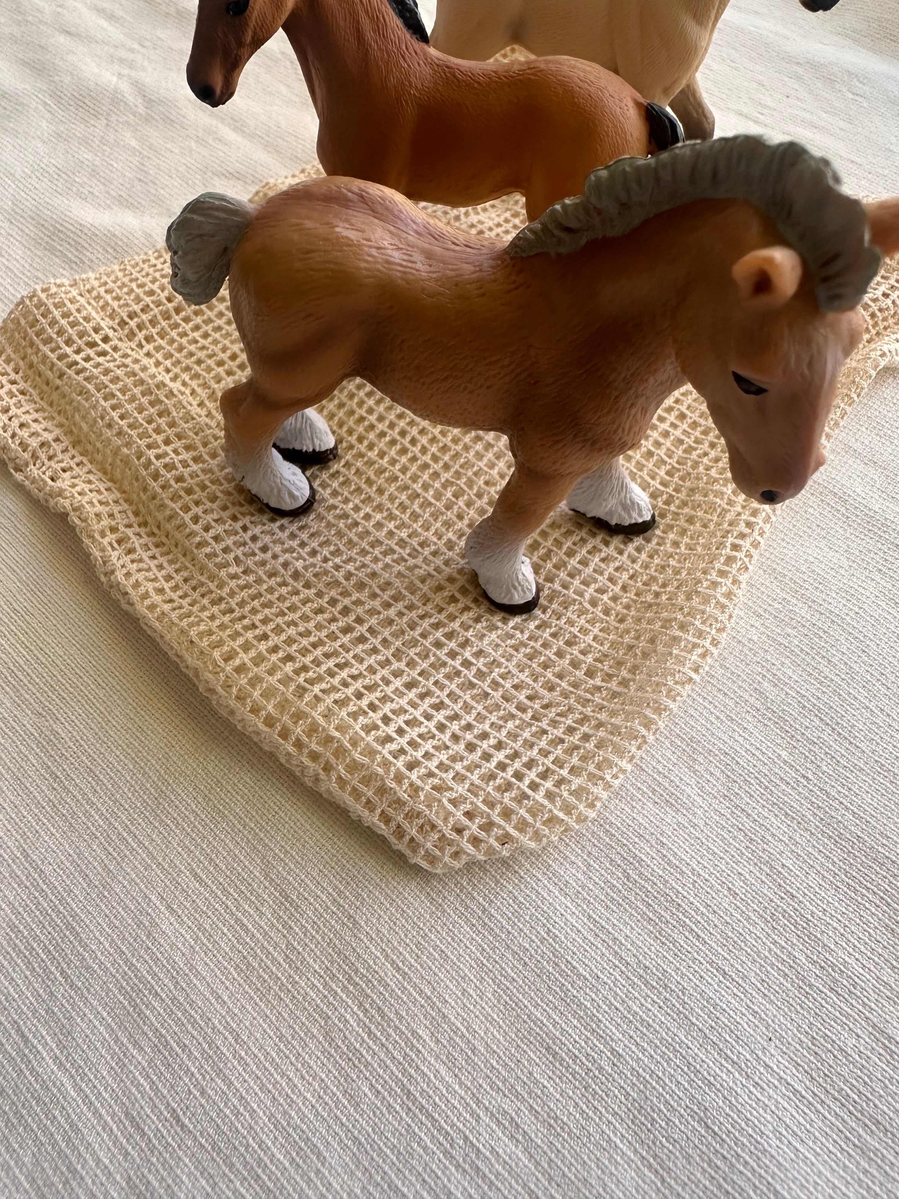 Play Horses // Set Of 3