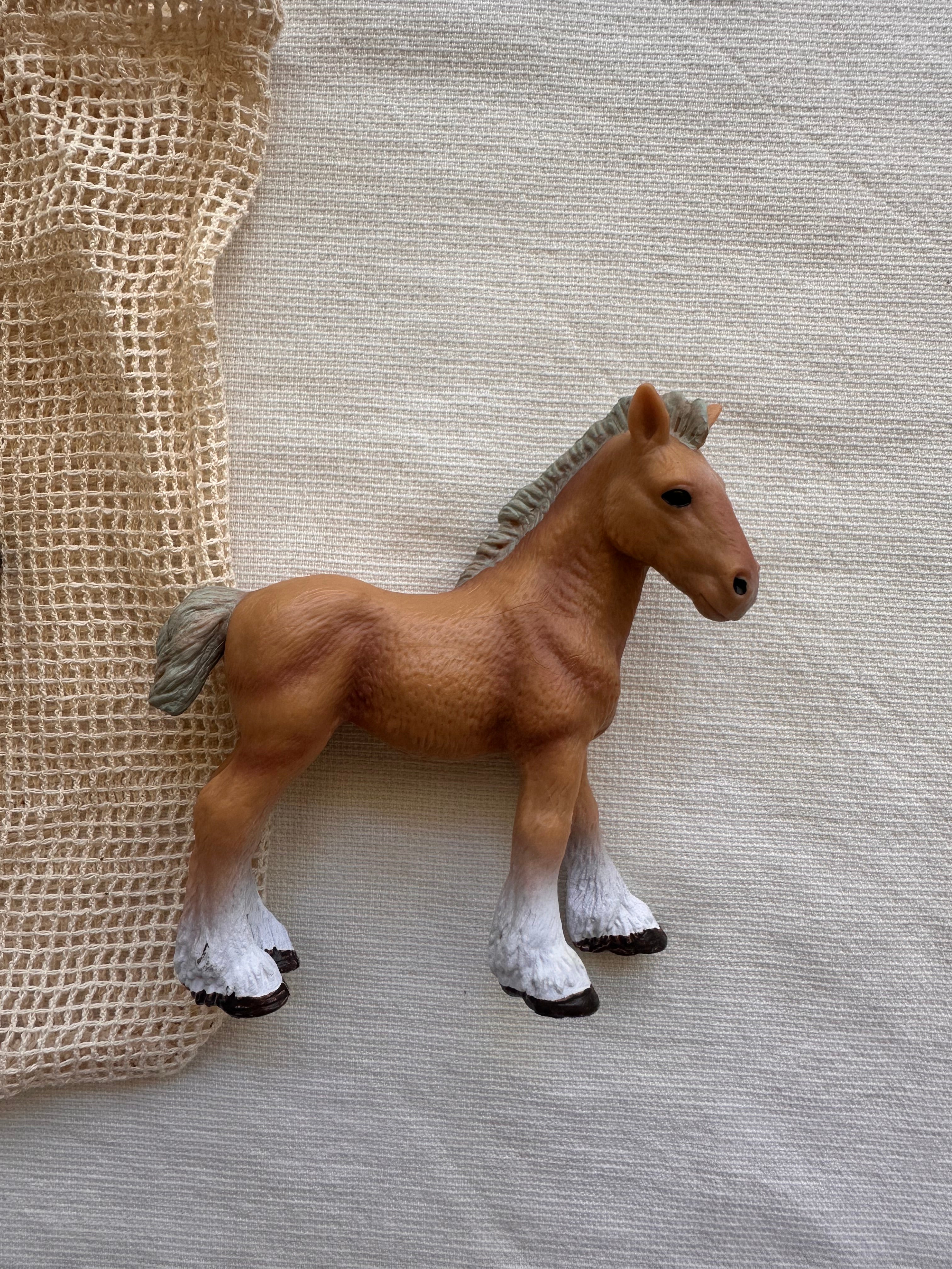 Play Horses // Set Of 3